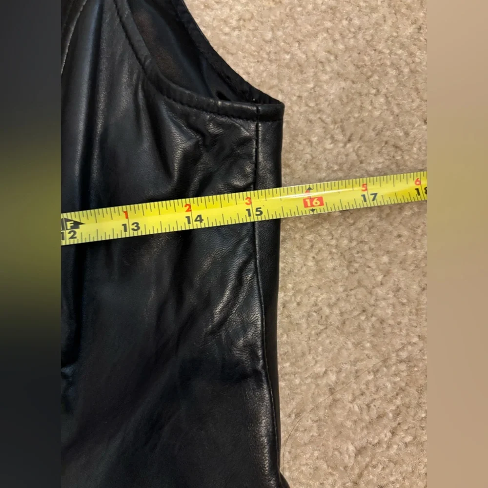 Siena Studio Vintage Leather Gold Accent Full Zip Black Vest Women’s Size Small - Picture 9 of 13